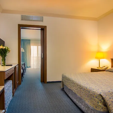 Perre Delta بوزتيبي