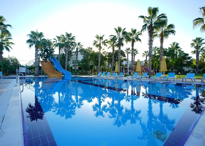 מלון Perre Delta 5*